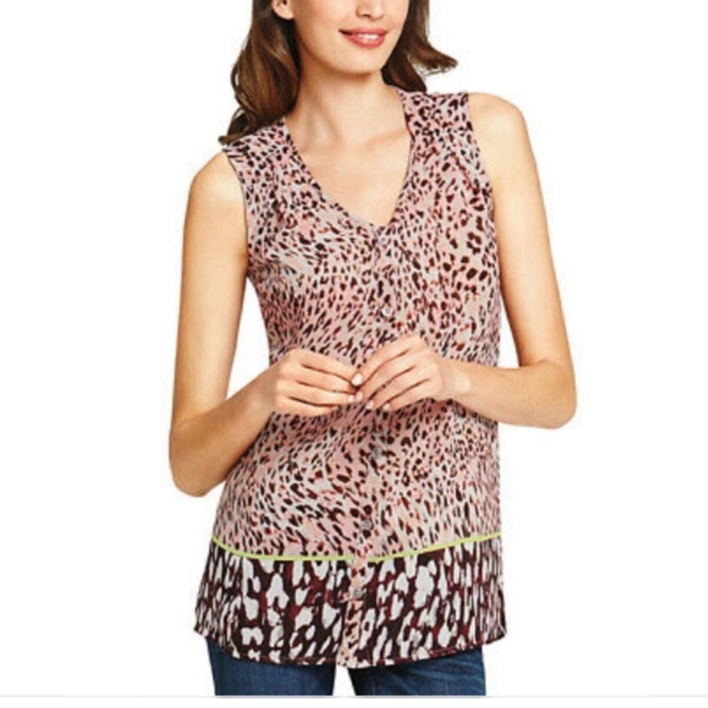 🎉4xHP🎉 CAbi Leopard Print Beguile Button Up Tank XS